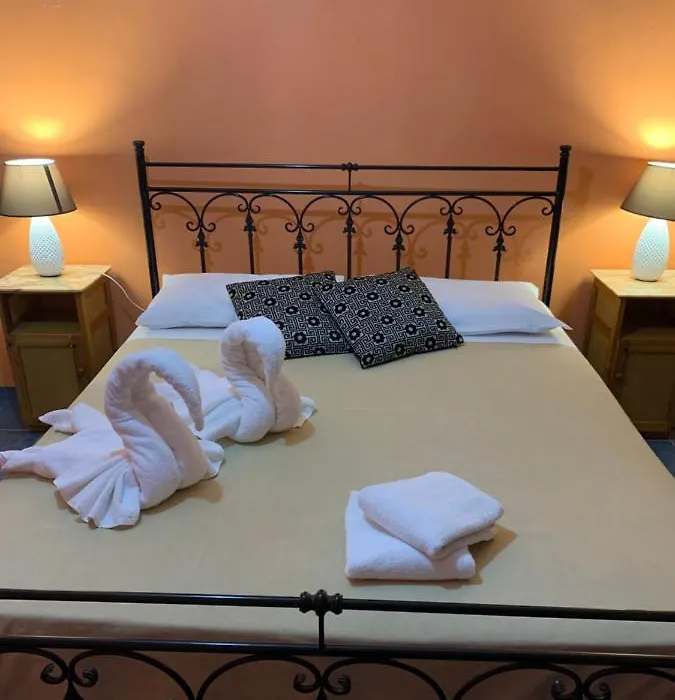B&B Na Carizza A Marzamemi-1