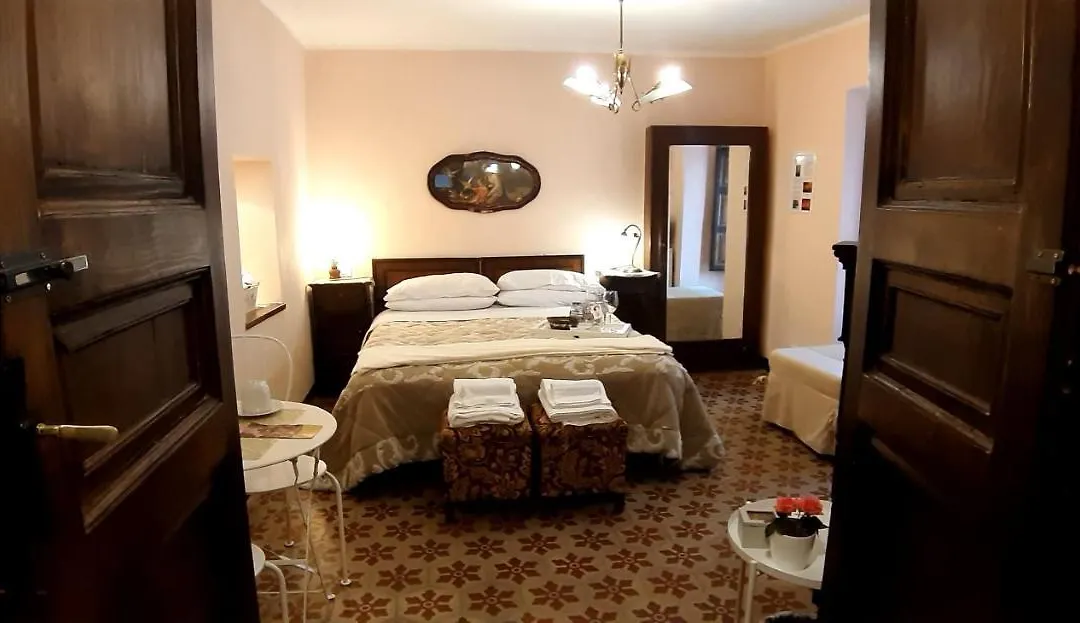 La Casa del Pittore di Petralia-1