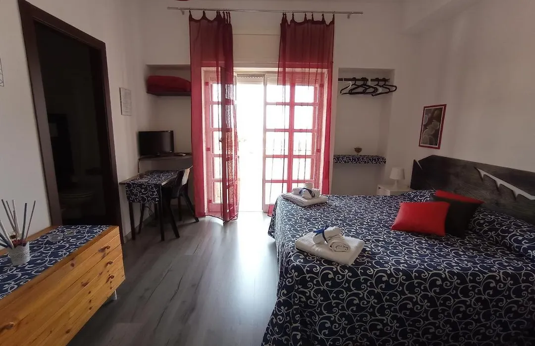 Idria B&B-1