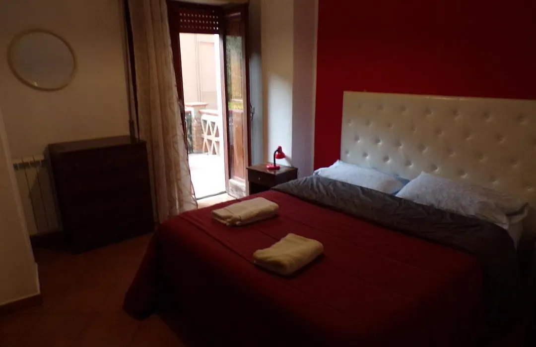 Il Porticciolo Apartment-1