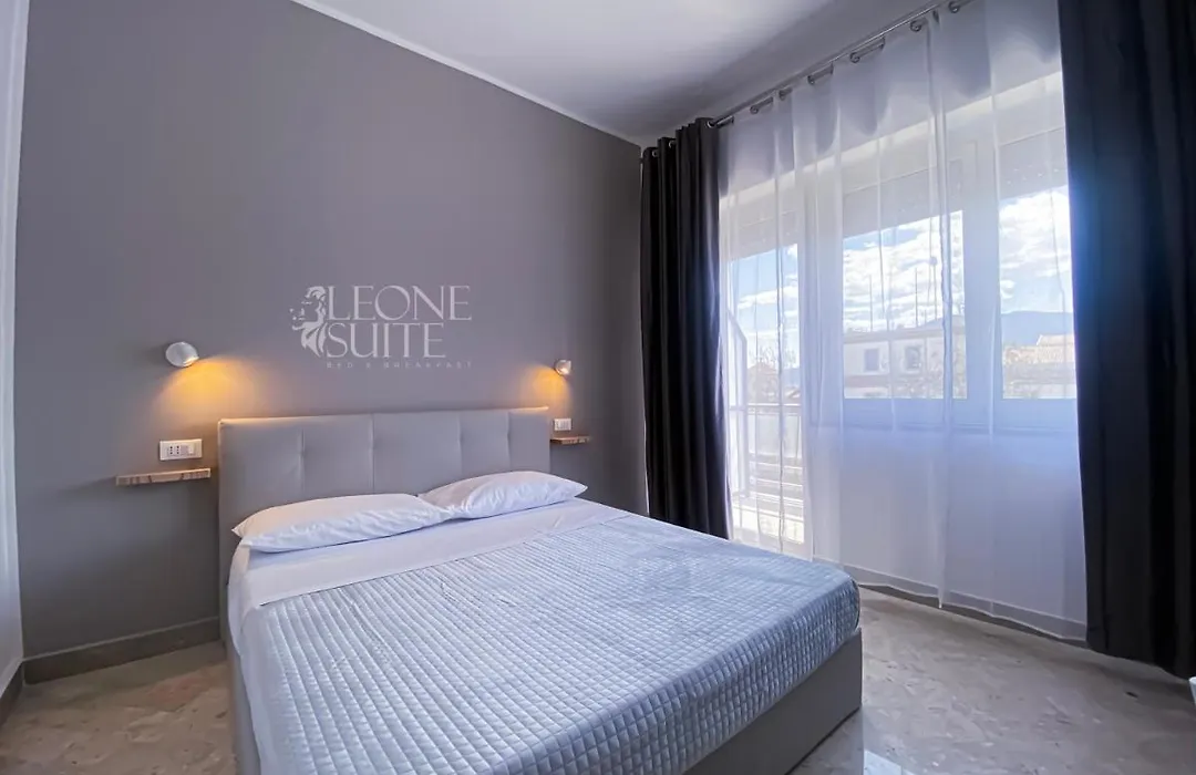 Leone Suite B&B & Restaurant Aic-1