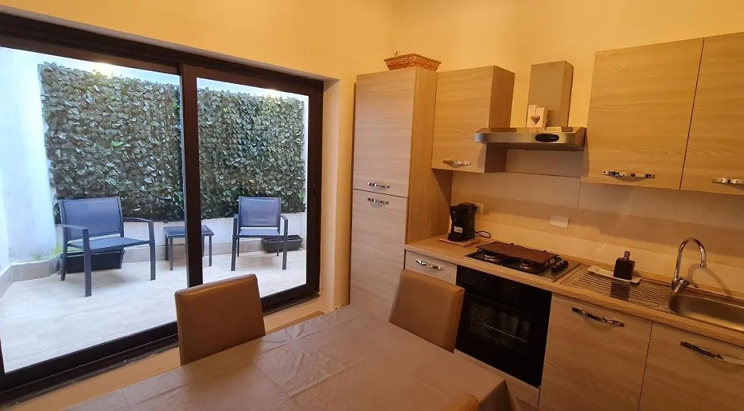 Sikeliafourrooms-1