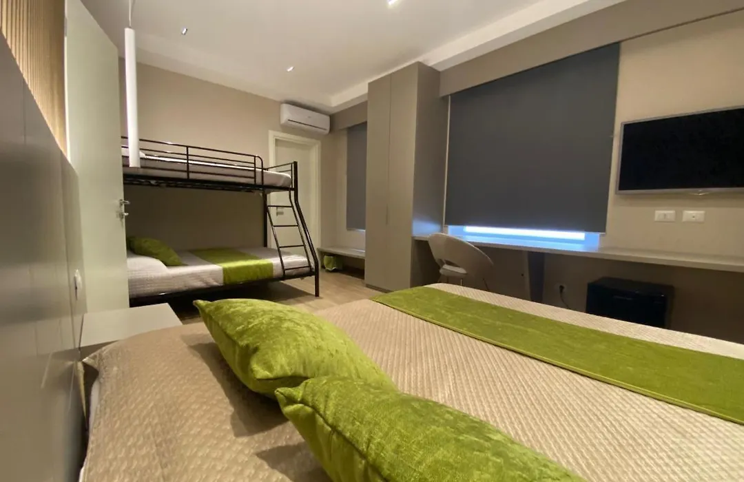 Th Luxury Central-1