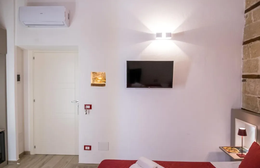 Barlaman Luxury Rooms-1