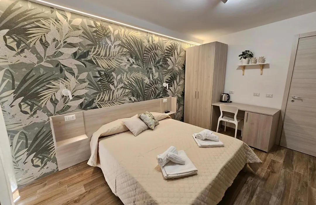 Zaffiro'S House-1