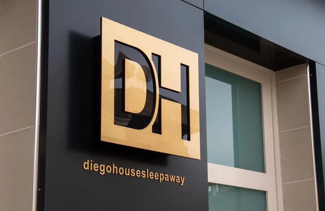 Diegohousesleepaway-1