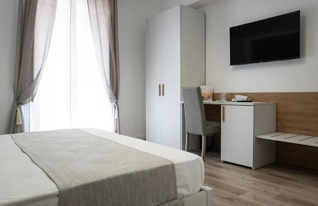 A Due Passi - Guest House-1