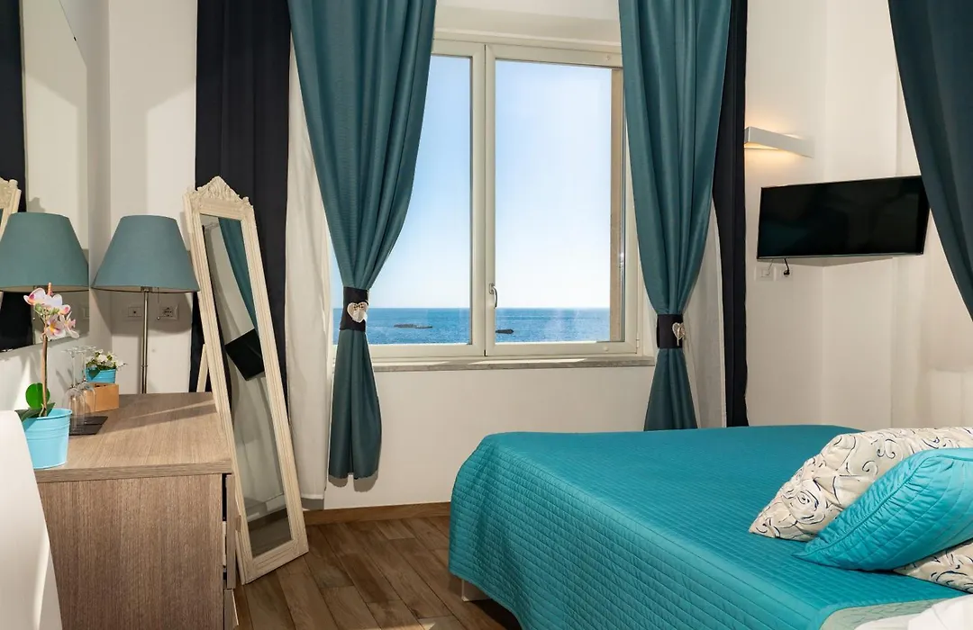 Marlove Sea View With Private Access To The Sea-1