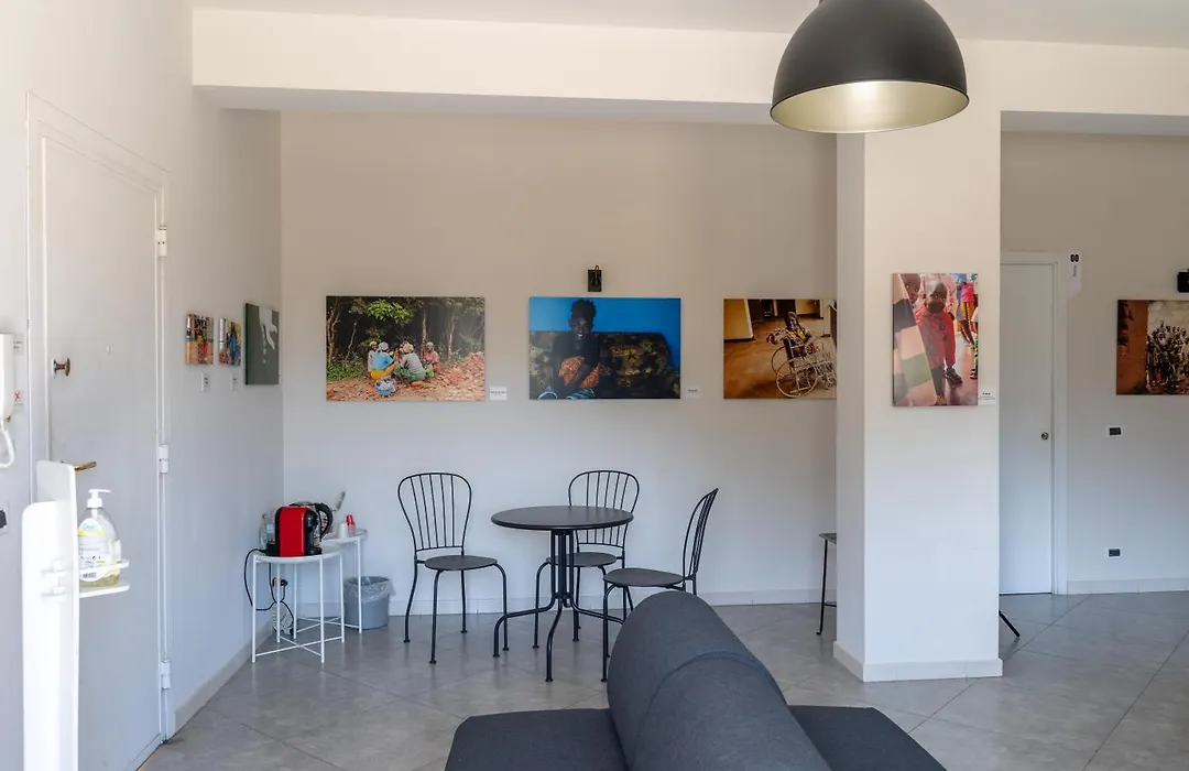 Click Art & Room-1