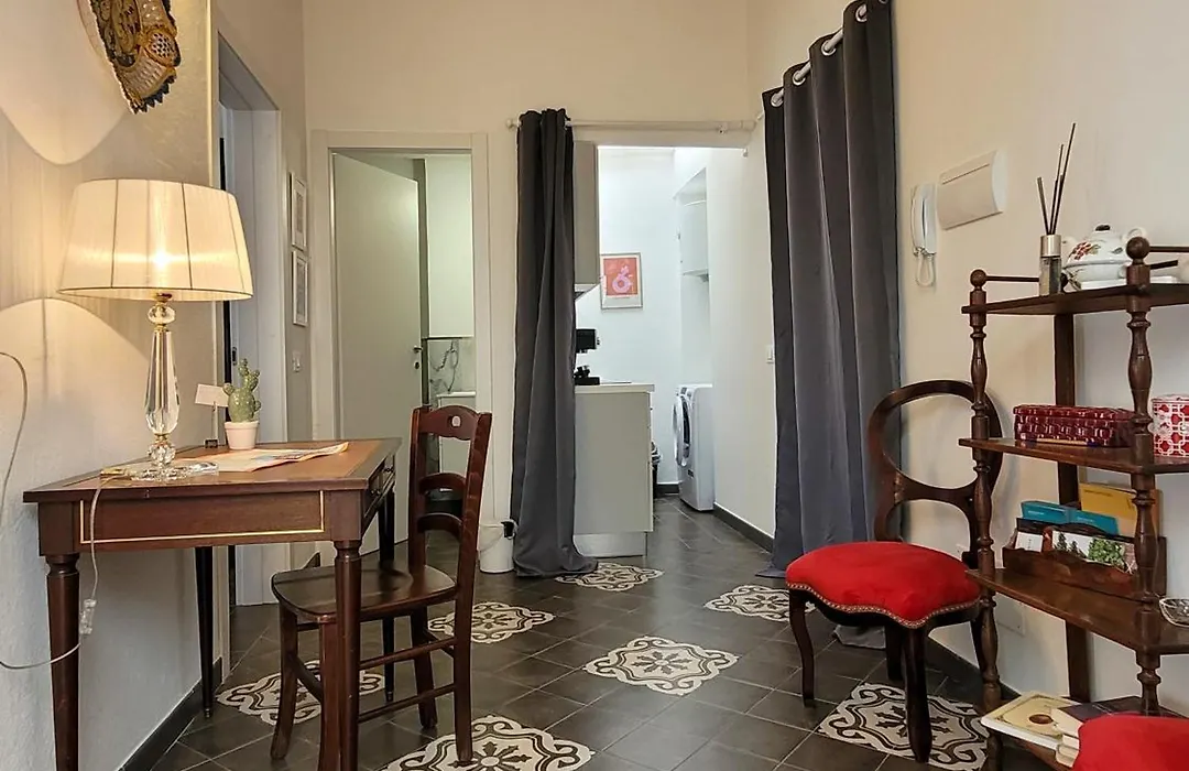 B&B Loft Famiglia Arezzo-1