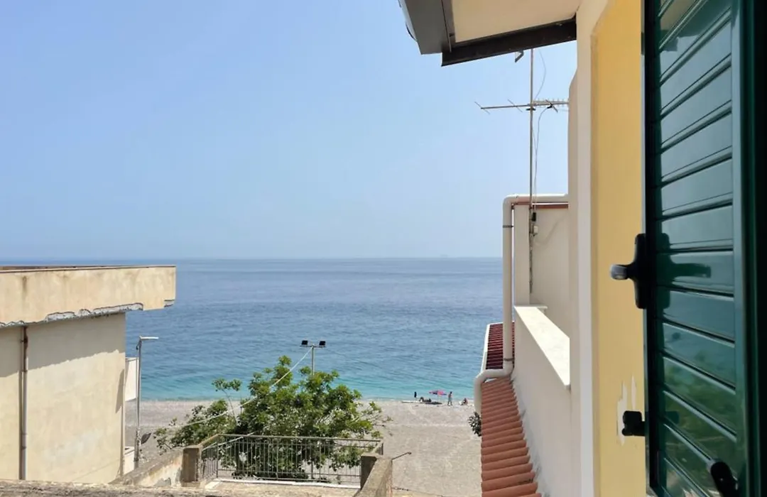 Casa Famiani Bed & Breakfast-1