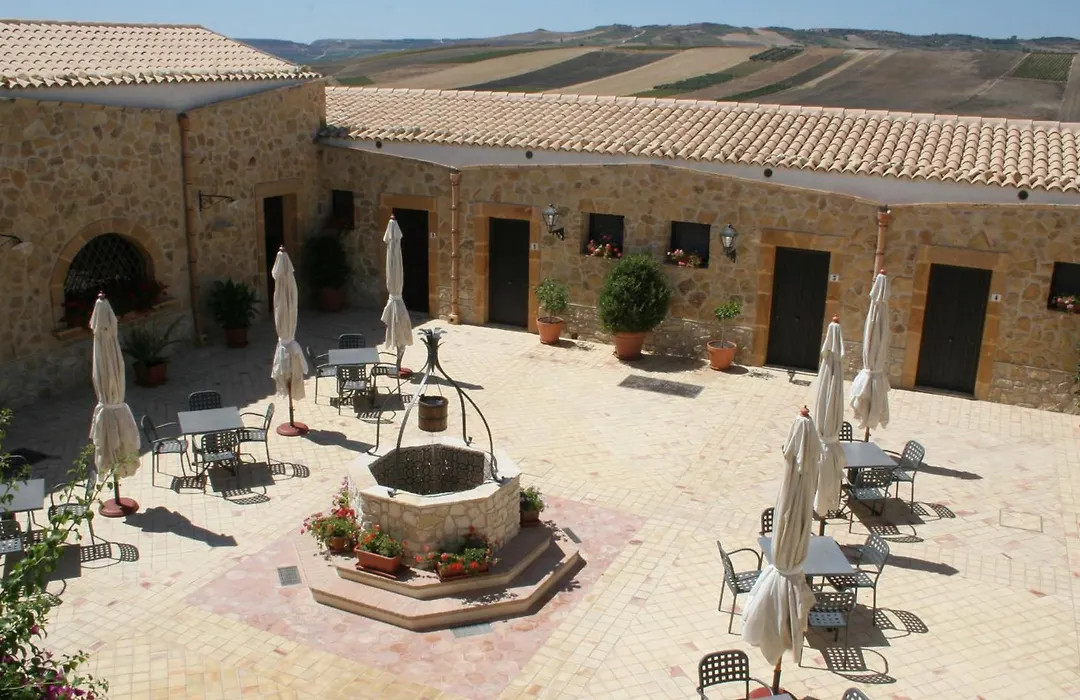 Don Giovanni Hotel-1