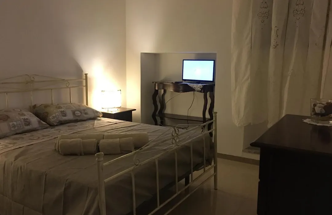 B&B Domus Gaetani-1