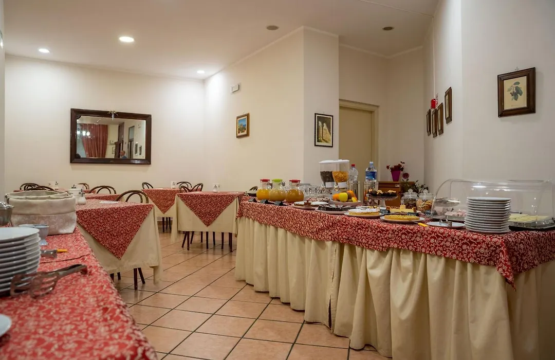 Hotel Mediterraneo-1
