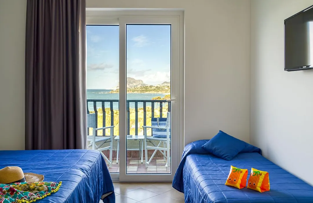 Carlton Hotel Riviera-1
