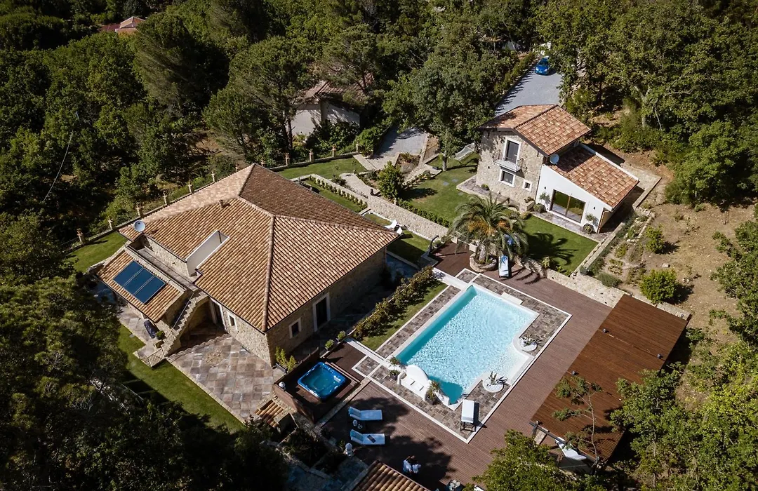 Donna Carolina Luxury Rooms-1