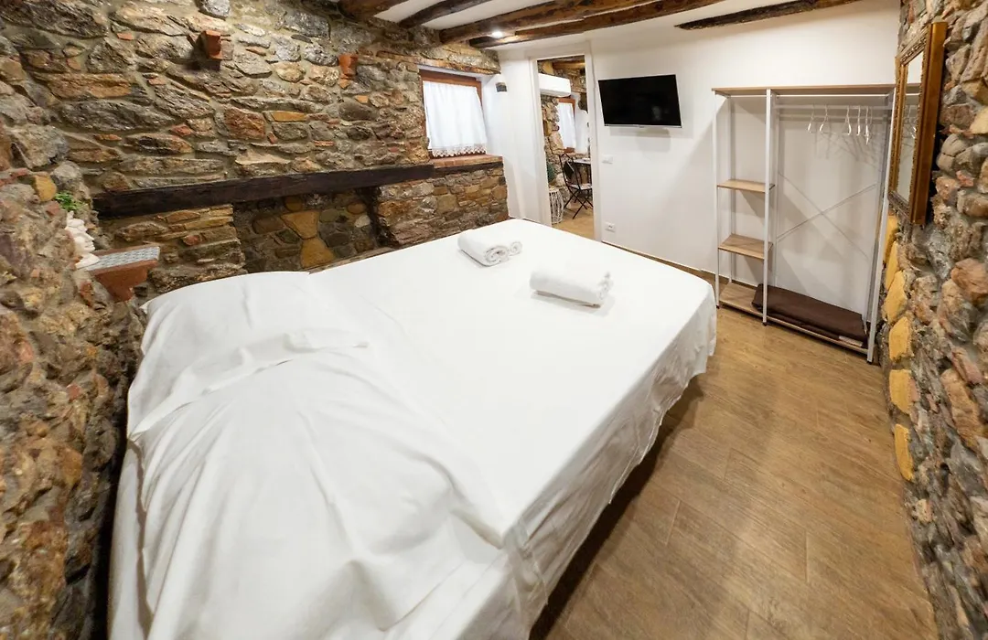 Antiche Mura Holiday Apartment By Wonderful Italy-1