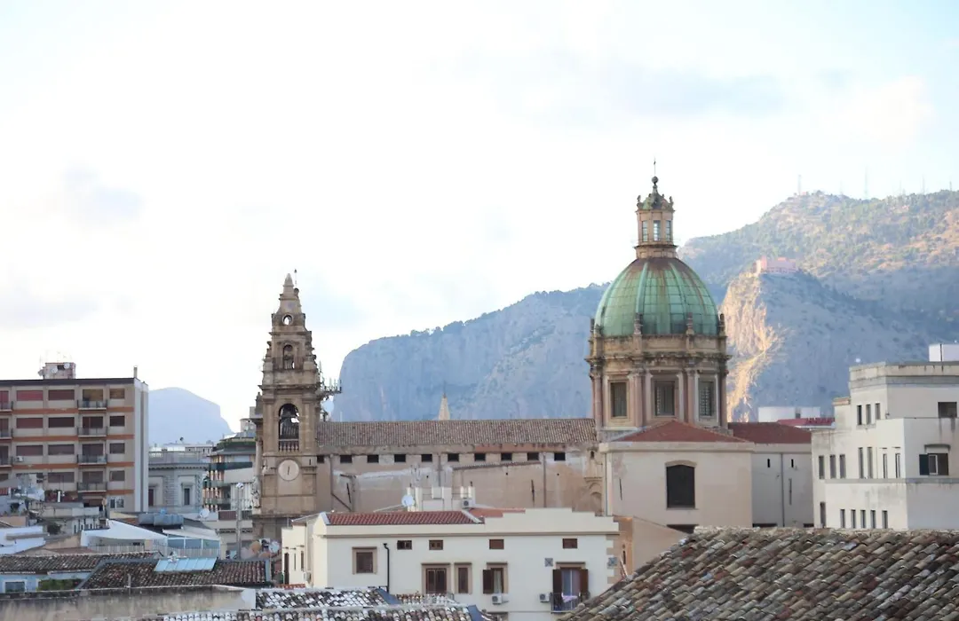Palermo Centro Affittacamere Spina-1