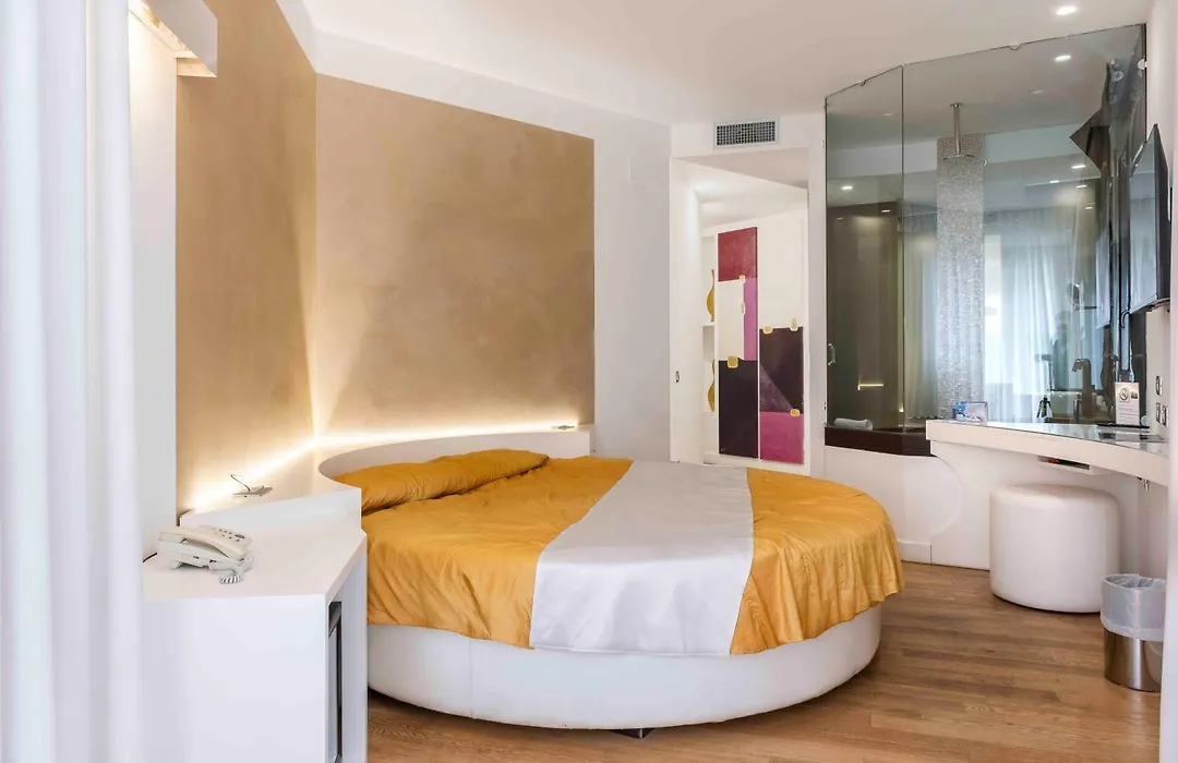 Hotel Exclusive-1