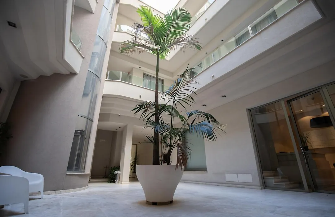 Home 15 Residence Hotel-1