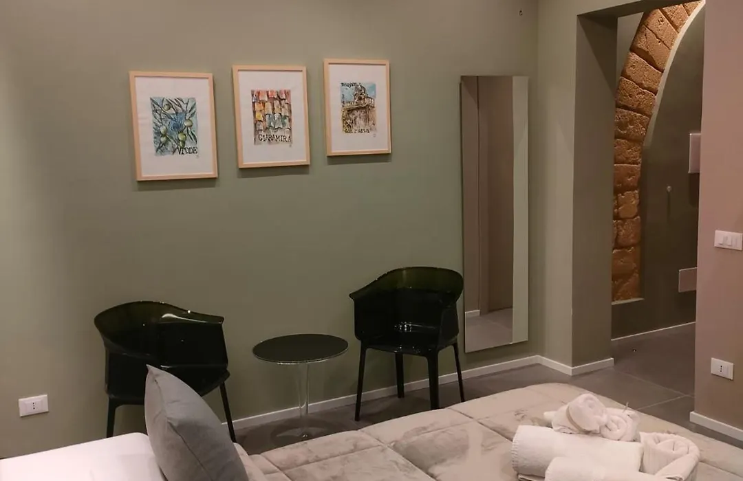 Rosy Room Design-1