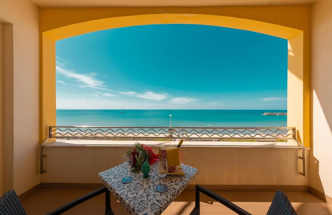 Hotel Riva Del Sole-1