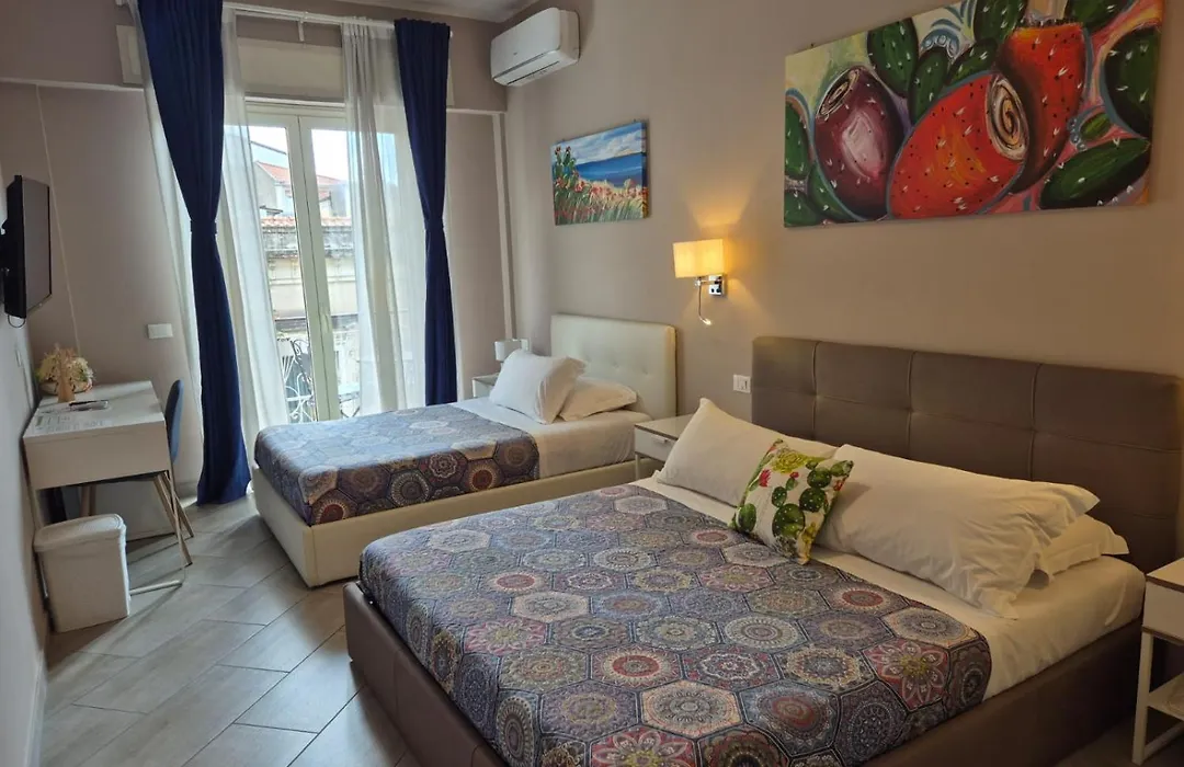 La città delle 100 sculture B&B BcenS con parcheggio privato - Belpasso - Etna --1
