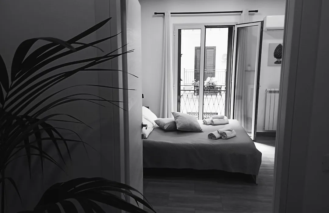 Archimede Guest Rooms-1