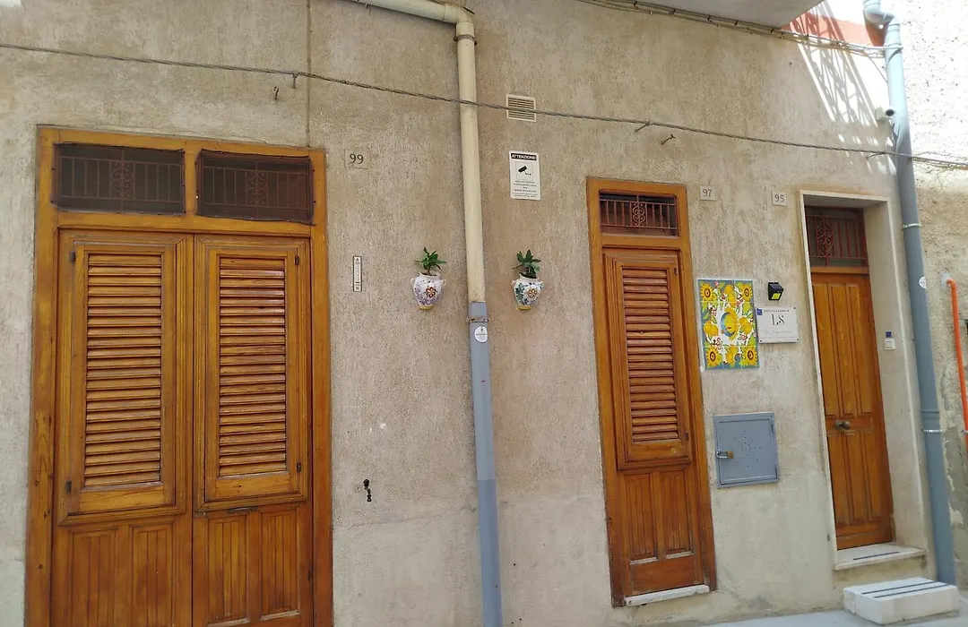 Affittacamere Le Signorine-1