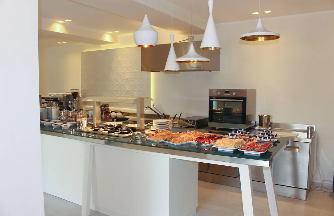 Les Sables Noirs & Spa-1