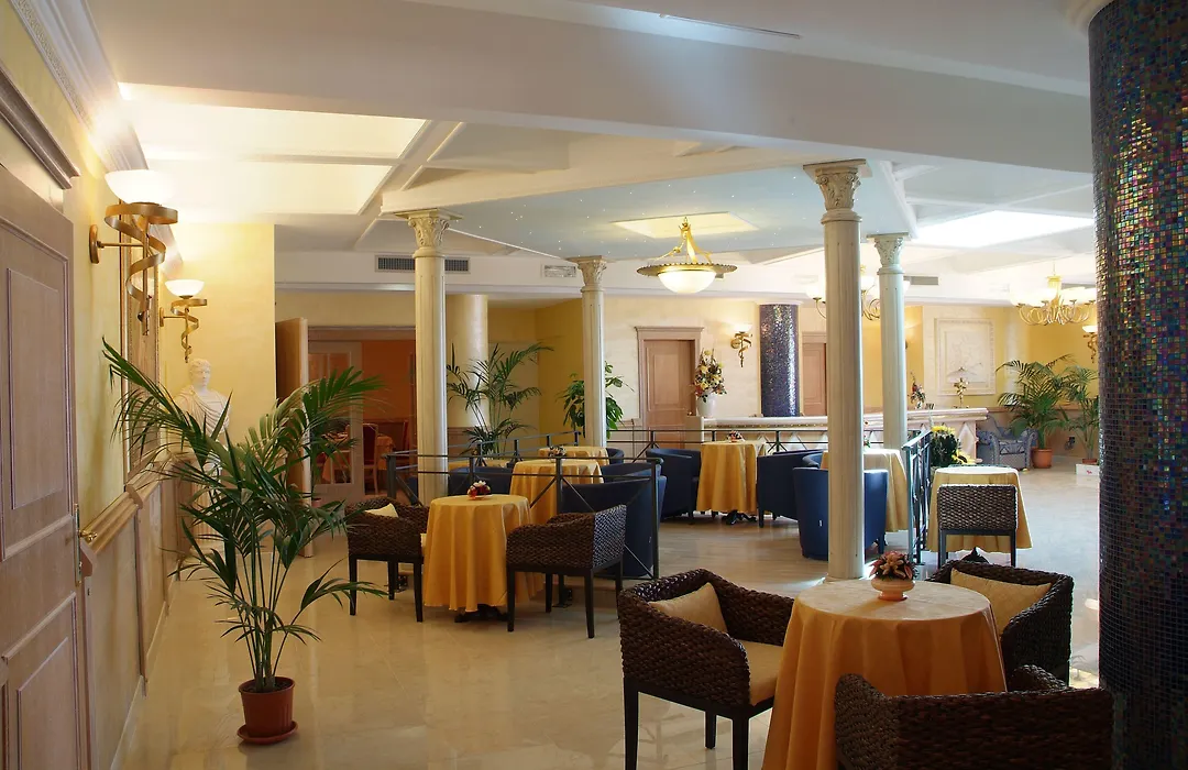 Hotel Villa Romana-1