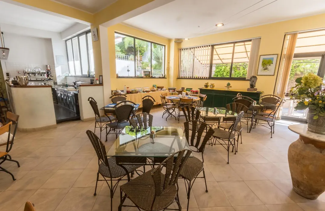 Residence Hotel Baia Portinenti-1