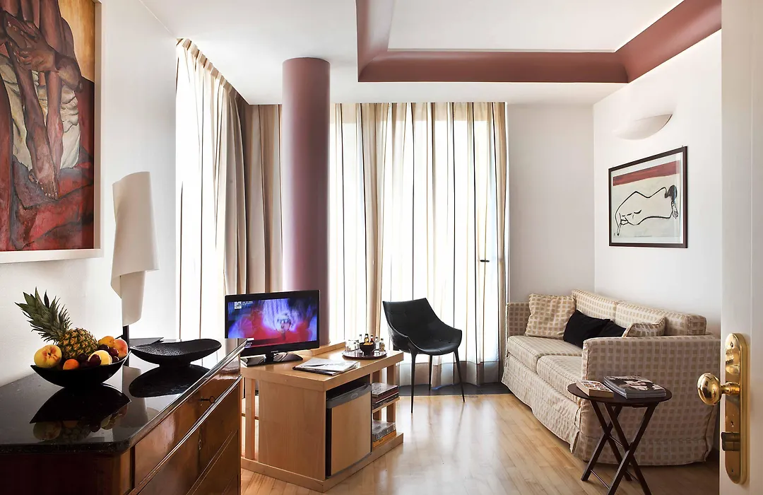 Hotel Plaza Opera-1