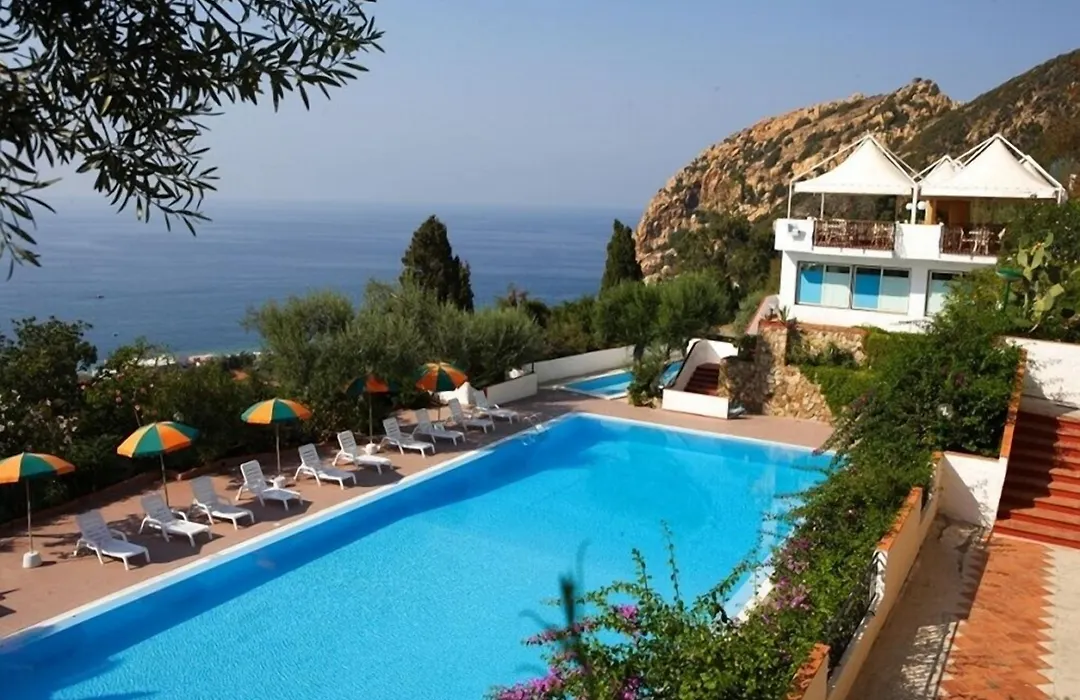 Hotel Capo Alaua-1