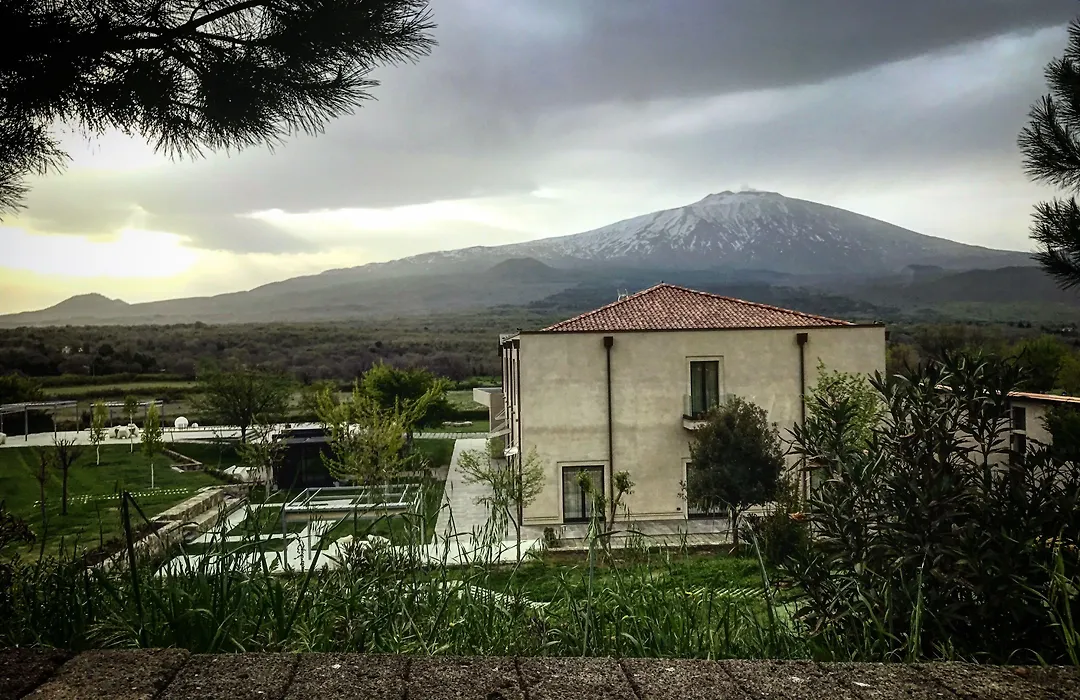 La Fucina di Vulcano-1