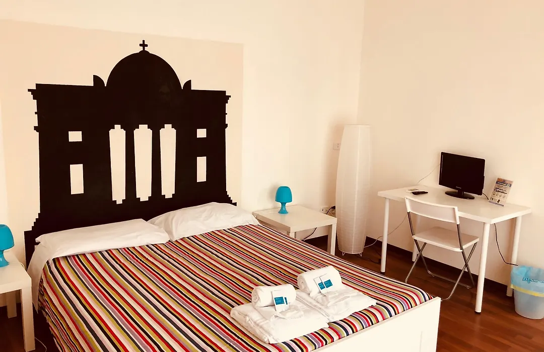 Castelnuovo Rooms #Politeama-1
