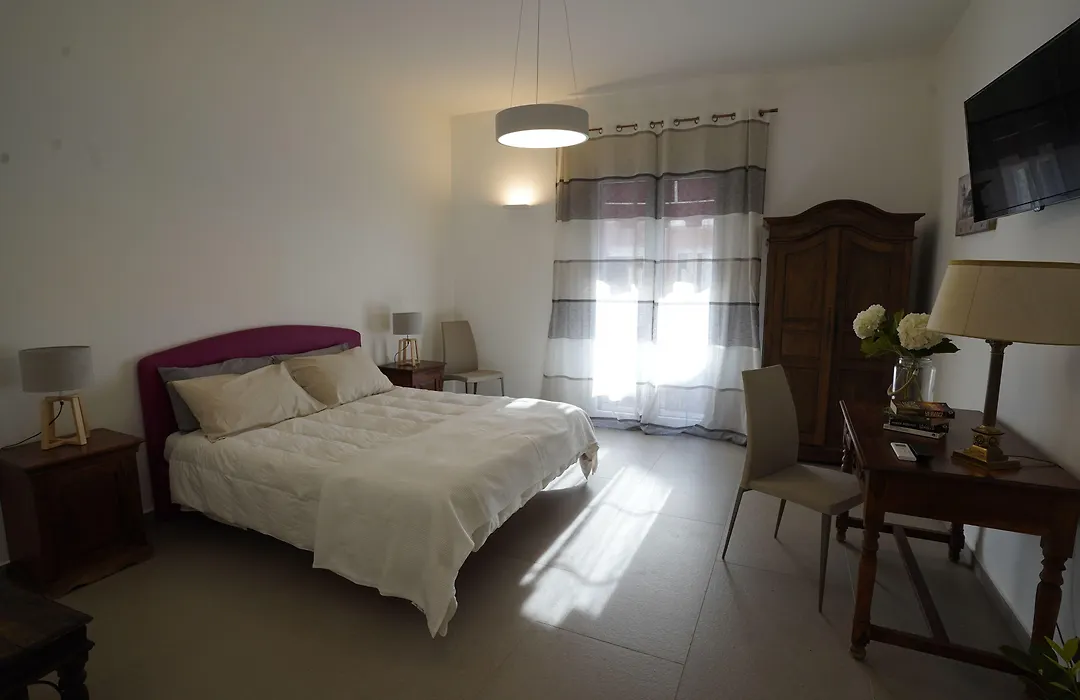 B&B Bivona-1
