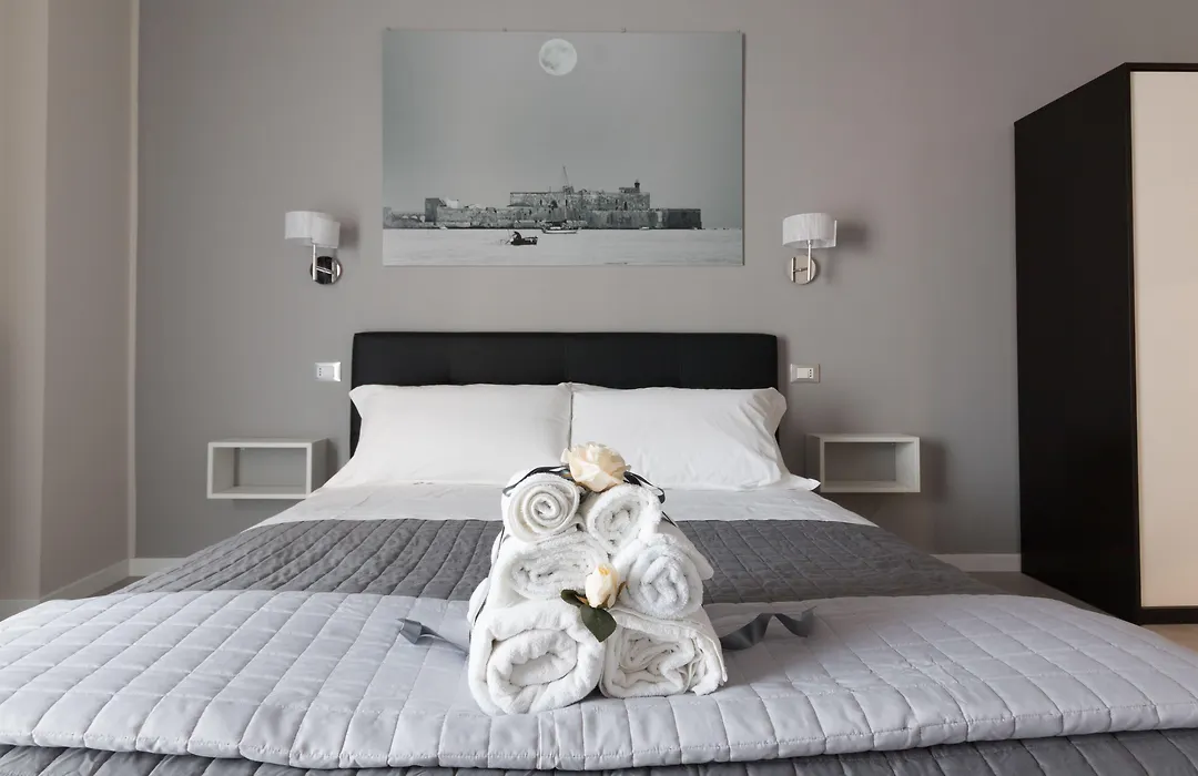 Photoguest B&B-1