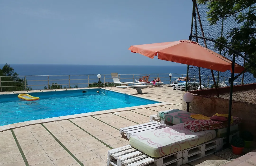 B&B Villa Franco Licata D'Andrea-1