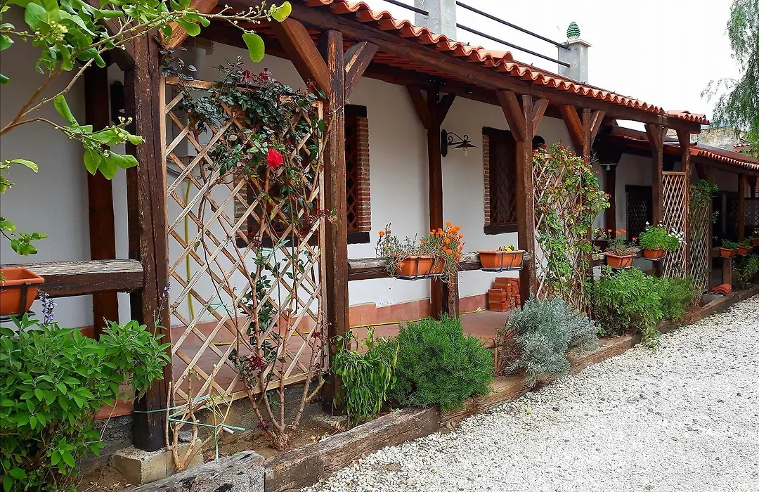 B&B Kephale-1
