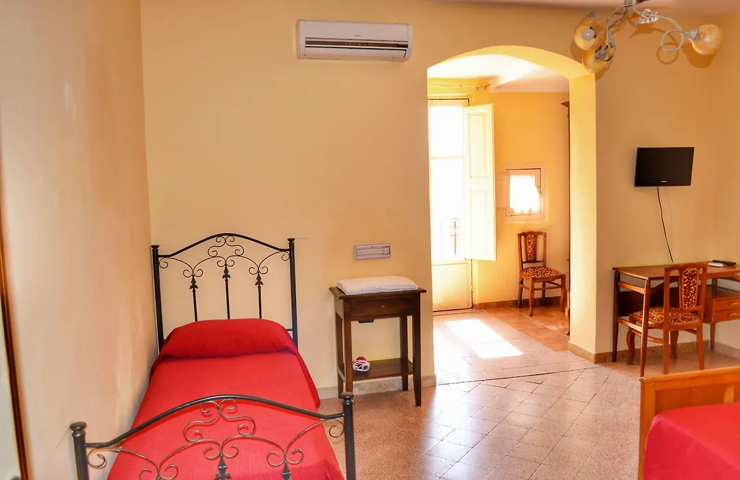 B&B Anita-1