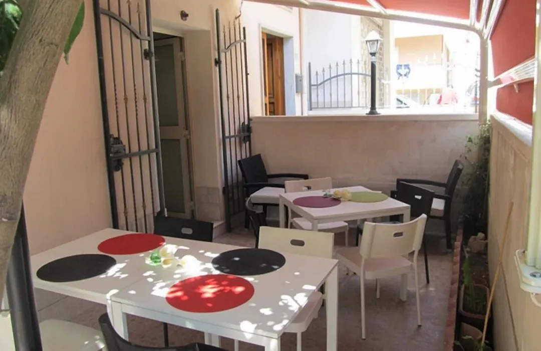 B&B Persi Nel Sud, Pozzallo-1