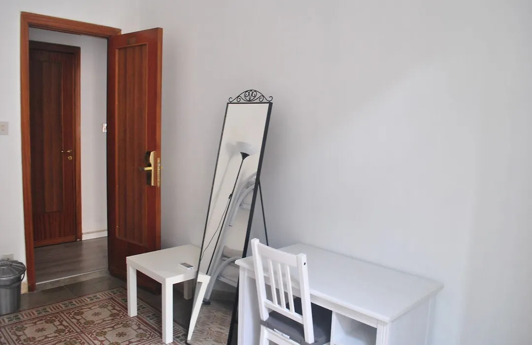 Sunrise Hostel & Rooms-1