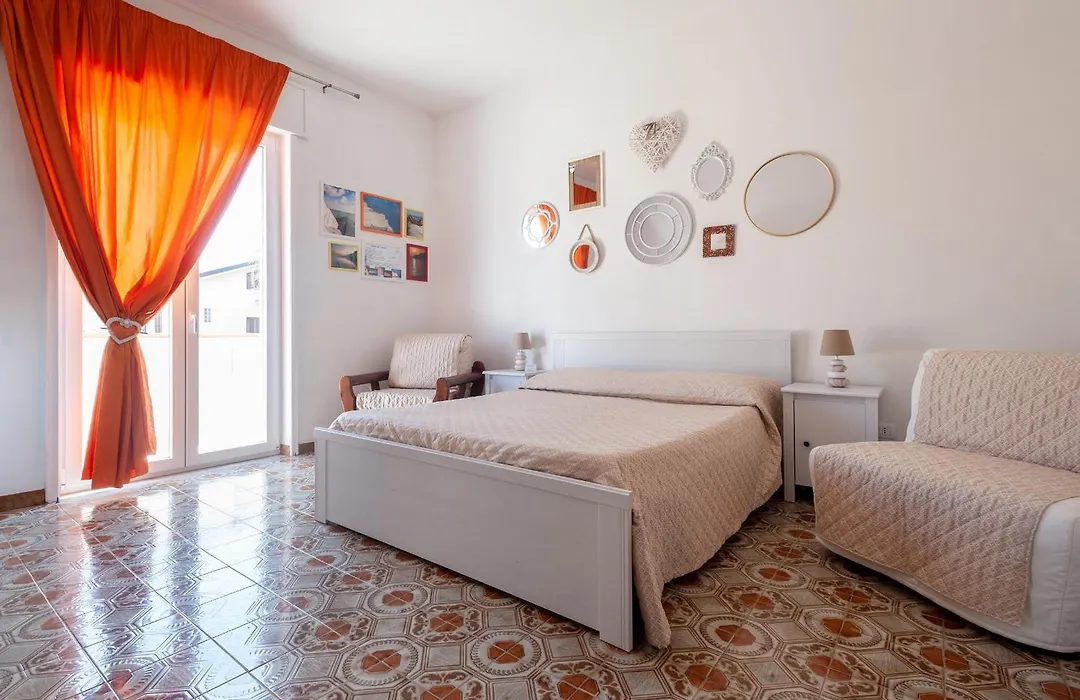 In Riva al Mare B&B-1