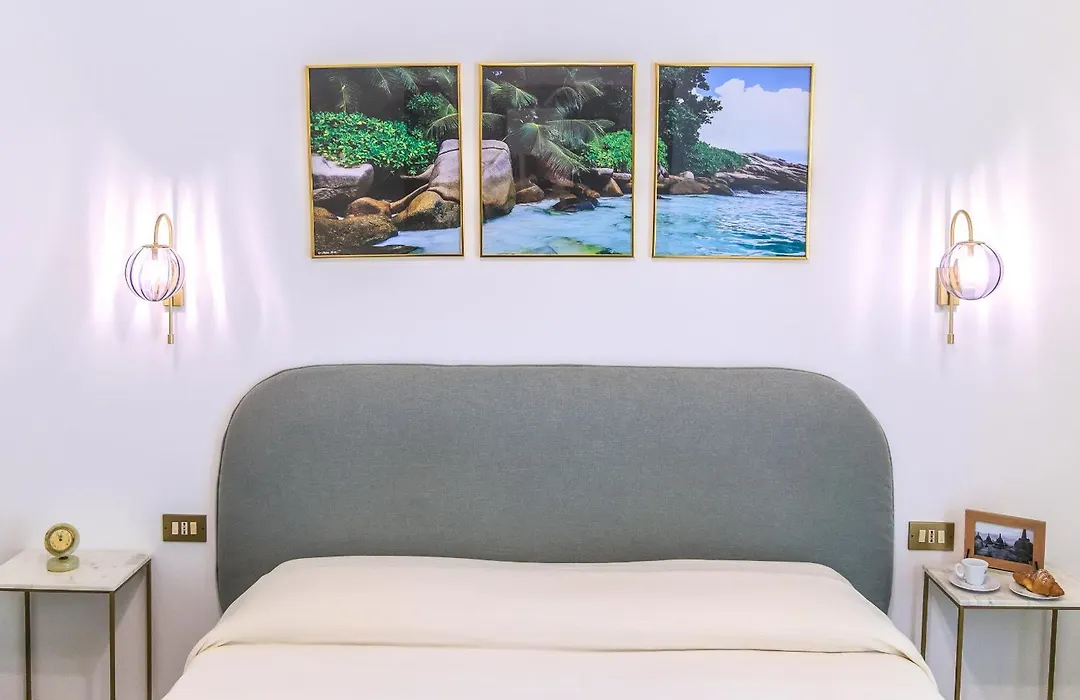 Vintage Rooms-1