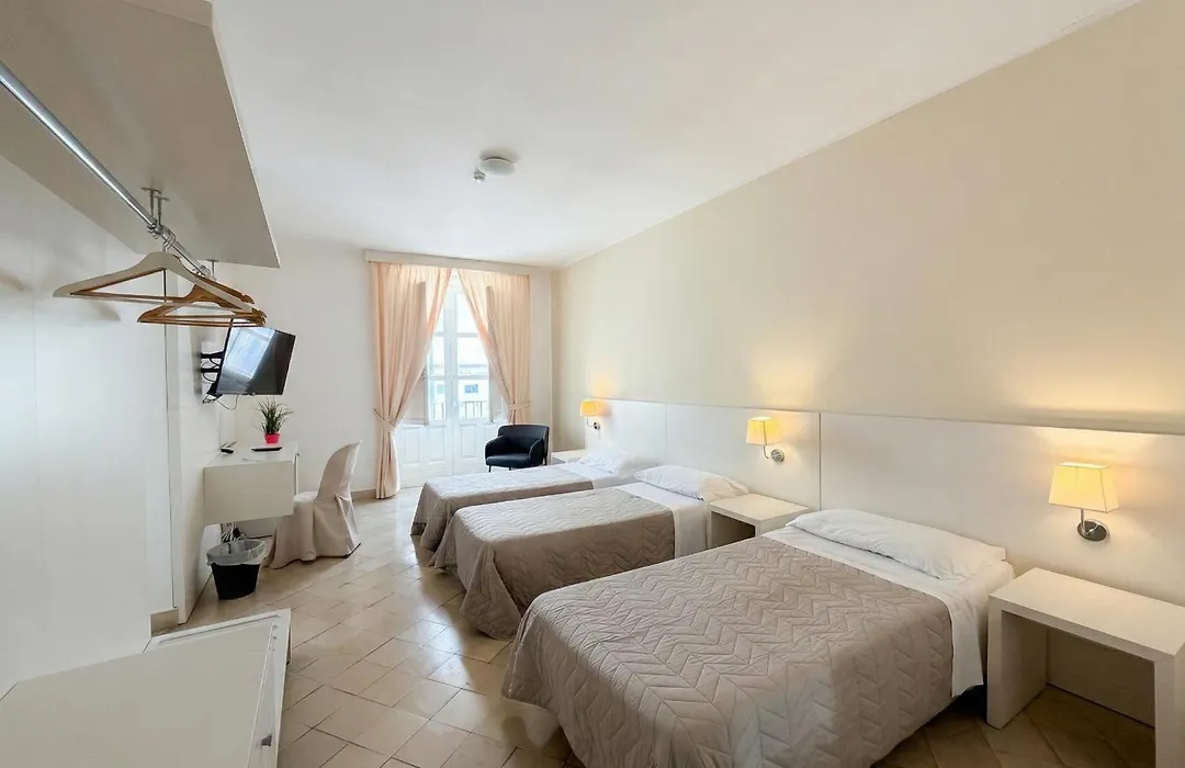 Ortigia Mastrarua Rooms-1