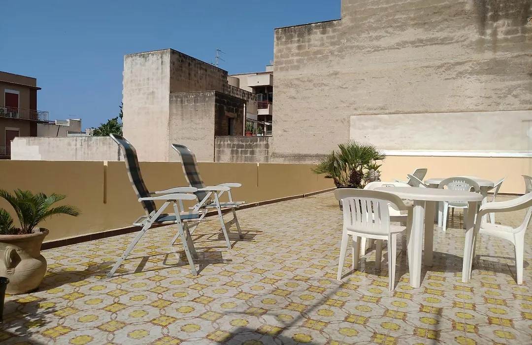 Una Terrazza nel Sole a Trapani-1