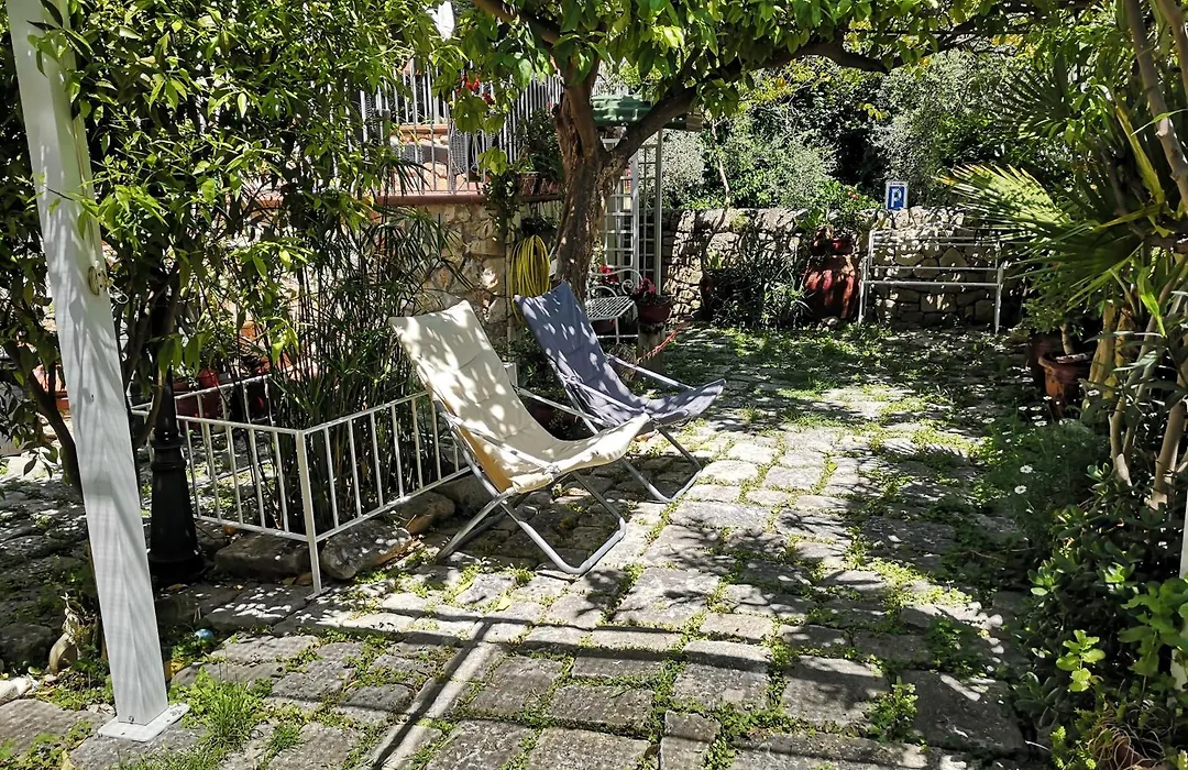 Il Giardino Dei Sospiri-1