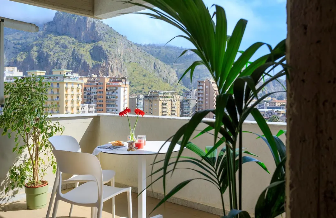 Marbela Apartments & Suites-1