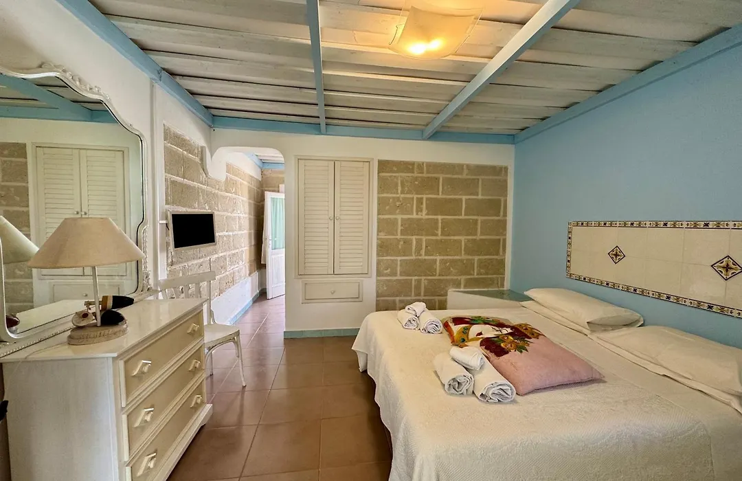 Albergo isola mia-1
